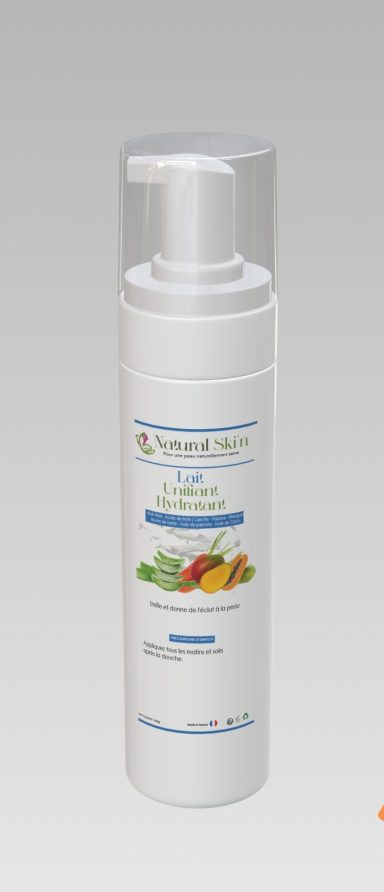 Composition : Aloé Véra - Acide de fruits ( Carotte - Papaye - Mangue - ) Beurre de karité - Huile de palmiste - Huile de Coco.